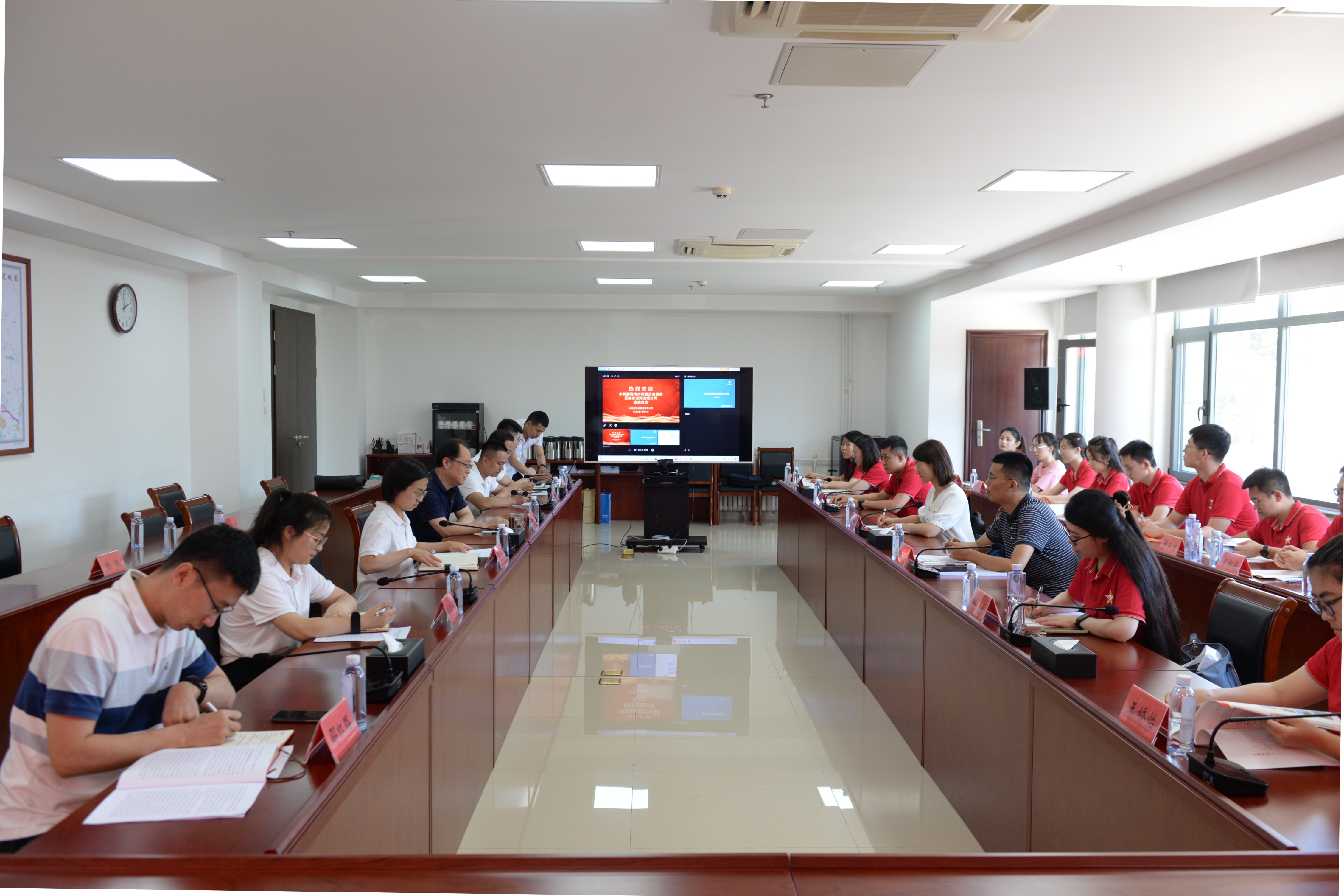 践行习近生平态文化思想 建设麻将胡了2绿色生态廊路——公司团总支与海委团委发展联学联建活动