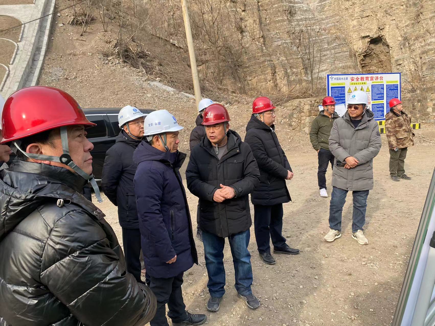 ��˾��Ҫ�����鳭�齫����2�������ڽ���Ŀ��ο��һ�߽�����