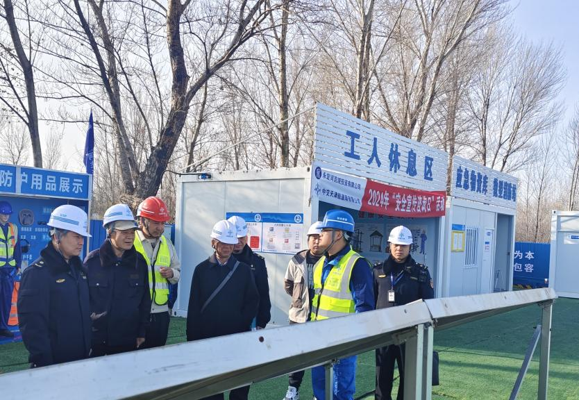 北京水务法律大队查抄官厅水库清淤试点工程