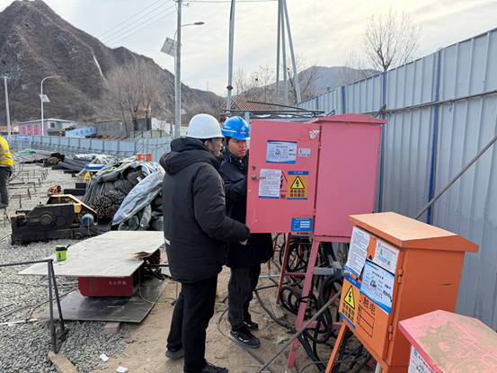�����ֺ������Ŀ�췢չ��ǰ��ȫ����ר��鳭